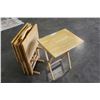 Image 2 : SET OF MAPLE TV TRAYS ON STAND