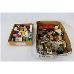 TRAY OF COLLECTIBLE MINIATURES SALT AND PEPPERS AND TRAY OF CORGI ETC VEHICLES