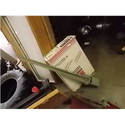 METAL 4 X 4 GROUND STAKE - 3'