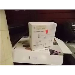 INTERACTIVE RF REMOTE CONTROL FOR PRESENTATIONS & WORLD TRAVEL ADAPTER KIT - PS