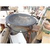 Image 1 : WROUGHT IRON FIRE PIT