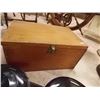 Image 1 : WOOD STORAGE CHEST WITH HINGED LID