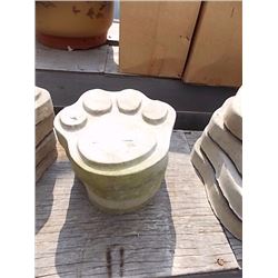 CONCRETE - STEPPING STONE - SMALL - 4 TTL