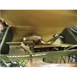 NEW WEISER HANDLE & DEAD BOLT WITH KEY