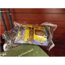 LOT OF ASSORTED PET ITEMS