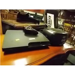 INSIGNIA BOOM BOX WITH AM/FM & PS3 CONSOLE - PS