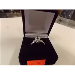 RING - PEAR FACETED GREEN AMETHYST & 2 DIAMONDS IN STERLING SILVER SETTING - TEXTURED BAND - RETAIL 