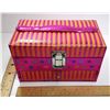 Image 2 : #16 - KID'S JEWELRY BOX & CONTENTS