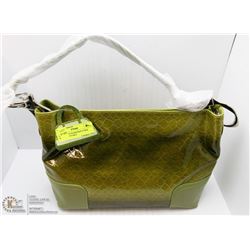 NEW GREEN SNAKESKIN PURSE WITH REMOVABLE