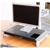 Image 1 : RM15-20" APPLE MONITOR WITH RISER.
