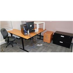 RM19-DESK, EXECUTIVE CHAIR, DRAWERS ON CASTERS,
