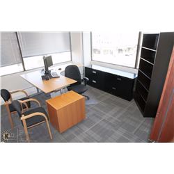 RM26-DESK, EXECUTIVE CHAIR, TWO WAITING CHAIRS,
