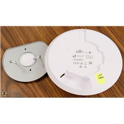 ART-LOT OF 4 UBIQUITI NETWORKS UNIFI  AP