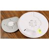 Image 1 : ART-LOT OF 4 UBIQUITI NETWORKS UNIFI  AP