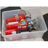 Image 1 : BIN OF 5 FIRE EXTINGUISHERS