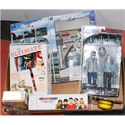 FLAT OF UNIQUE ITEMS DUNCAN CROSSED