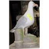 Image 1 : CEMENT SEAGULL 14X18