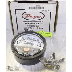 DWYER PRESSURE GAUGE