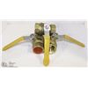 Image 1 : LOT OF THREE 1-1/4" BRASS BALL VALVES 600PSI