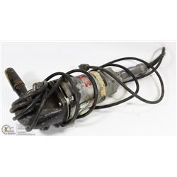 32) HEAVY DUTY BLACK & DECKER GRINDER/SANDER