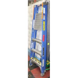 LOUISVILLE 4'  PAINTERS LADDER