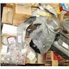Image 1 : PALLET OF NEW HARDWARE STORE MERCHANDISE