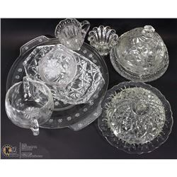 FLAT OF CUT GLASS AND 1 PINWHEEL CRYSTAL