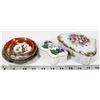 Image 1 : 3 PLATES 2 TRINKET BOXES PORCELAIN