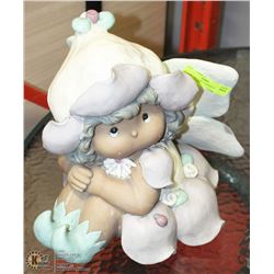 LARGE CERAMIC GARDEN FAIRY LAWN STATUE