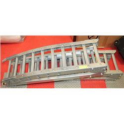 PAIR OF STEEL FOLDABLE ATV RAMPS