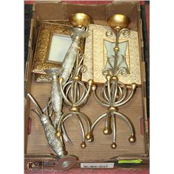 9PC SHOWHOME DECOR INCL MATCHING CANDLE HOLDERS