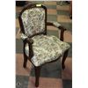 Image 1 : VINTAGE ARM CHAIR