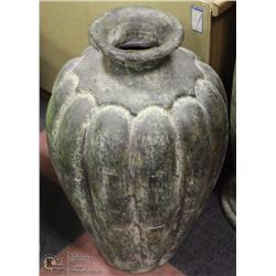 MEXICAN POT 20"X32"H