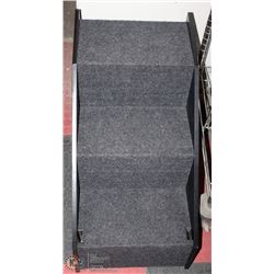 CARPETED DOG RAMP & STAIRS 31"X14"