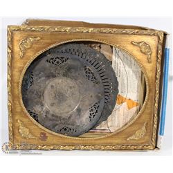 FLAT OF VINTAGE TOYS