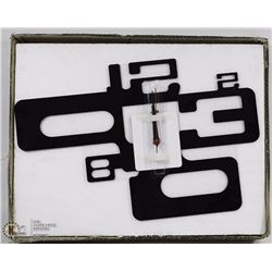 DESIGNER WALL CLOCK