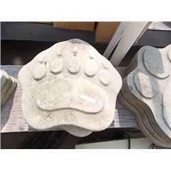 CONCRETE - STEPPING STONE - CLAW - MED