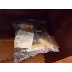 CLAMP MASTER - HAND SCREW KIT FOR MAKING VICES?