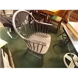 RETRO WOOD ARM CHAIR -