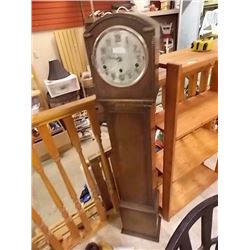 GRANDDAUGHTER CLOCK - missing one hand