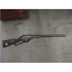 VINTAGE DAISY RIFLE GUN