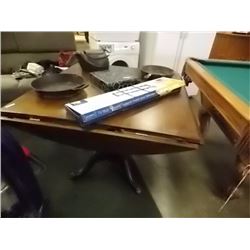 UNIQUE MAHOGANY ROUND TABLE WITH 4 DROP SIDES SINGLE PEDESTAL DUNCAN PHYPHE BASE - AWESOME CONDITION