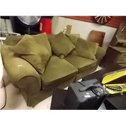 ROLLED ARM UPHOLSTERED COUCH WITH CUSIONS