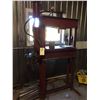 Image 1 : 10 Ton H frame  hydraulic Press