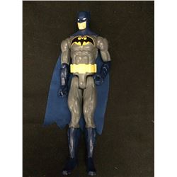 BATMAN ACTION FIGURE (COLLECTIBLE)