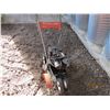Image 2 : HUSQVARNA LE309 GAS POWERED EDGER