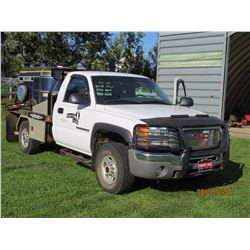 2003 GMC 2500HD TRUCK