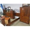 Image 1 : 6 PIECE SOLID PINE BEDROOM SUITE SET (QUEEN SIZE)