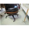 Image 4 : Oak Whiskey Barrel Chair On Casters