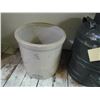 Image 1 : 4 Gal Medalta Crock